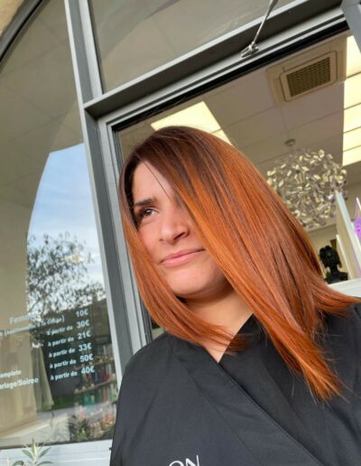 coupe femme dégradé de couleur sur le cuivré